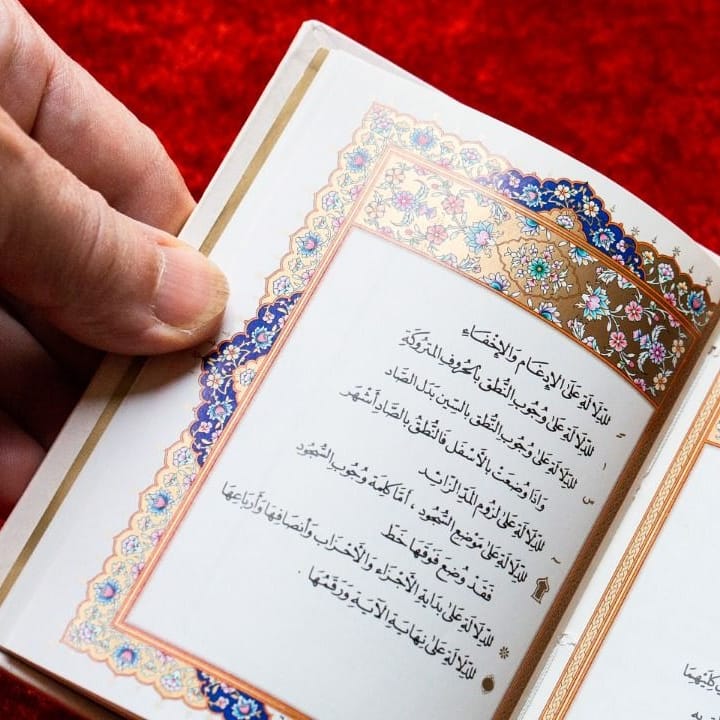 قرآن نيمجيبی هاردسلفون با بگ هدیه - Image 3